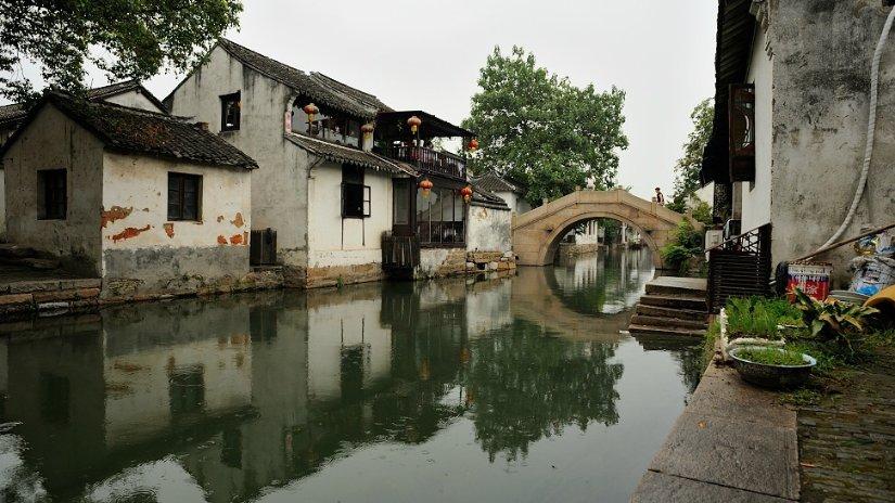 机智问答网页-解答你的疑问-额头长痘是什么原因引起的?应该怎么缓解这种情况?专家